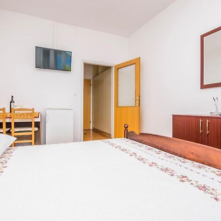 Apartment And Rooms Franka 扎博里克 外观 照片