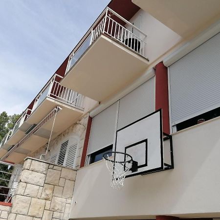 Apartment And Rooms Franka 扎博里克 外观 照片