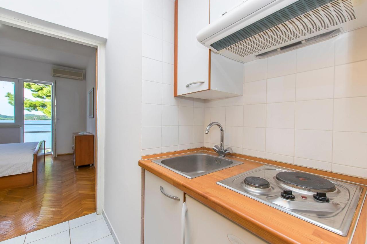 Apartment And Rooms Franka 扎博里克 外观 照片